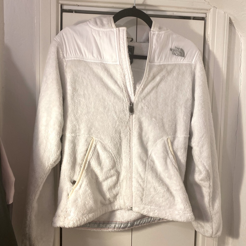 NORTHFACE ladies hooded white furry jacket